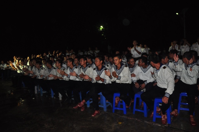 ທະຫານເຂດ 4 ຢ້ຽມຢາມເກາະຕ່າງໆທີ່ຂຶ້ນກັບ ເມືອງເກາະເຈືອງຊາ